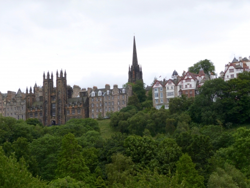 Edinburgh, Bunbar garden, Holyrood castle